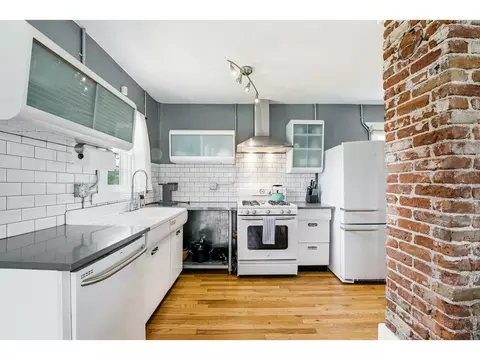 1866 S Lincoln St, Denver, CO 80210