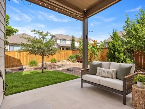 Exterior - 882 Jenny Ln, Berthoud, CO 80513 photo 5 of 5