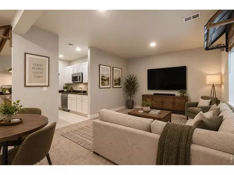 Living - 882 Jenny Ln, Berthoud, CO 80513 photo 2 of 2