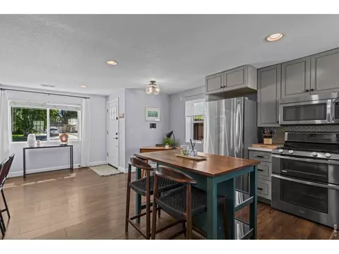 Entry Way - 3051 Grape St, Denver, CO 80207 photo 1 of 2