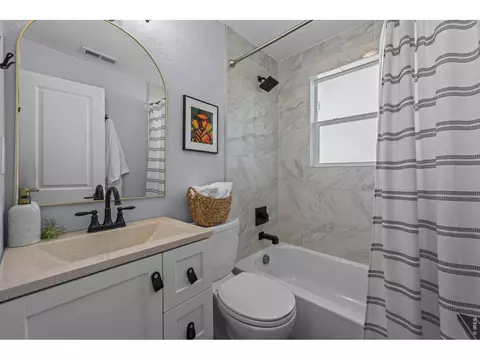 Bath - 3051 Grape St, Denver, CO 80207 photo 3 of 3
