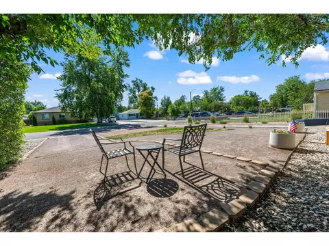 Exterior - 3051 Grape St, Denver, CO 80207 photo 7 of 10
