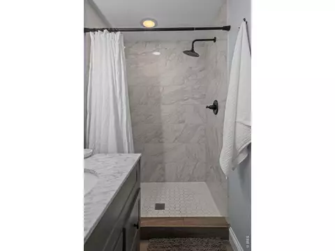 Bath - 3051 Grape St, Denver, CO 80207 photo 2 of 3