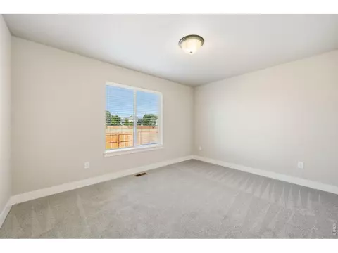 Bedroom - 5753 Pintail Way, Longmont, CO 80504 photo 3 of 4