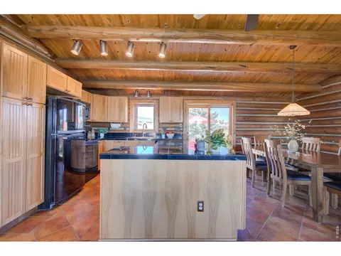 Kitchen - 5308 Glen Dr, Berthoud, CO 80513 photo 2 of 4