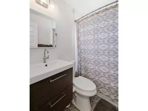Bath - 5151 E Thrill Pl, Denver, CO 80207 photo 2 of 2