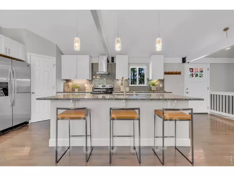 Kitchen - 1490 Chambers Dr, Boulder, CO 80305 photo 2 of 4