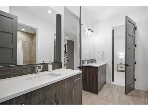 Bath - 6358 Foundry Ct, Timnath, CO 80547 photo 4 of 5
