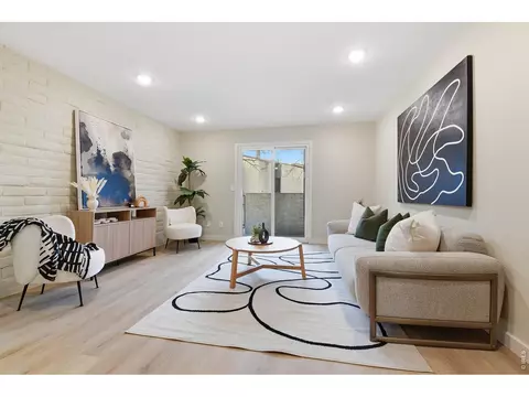 1060 S Parker Rd #27, Denver, CO 80231