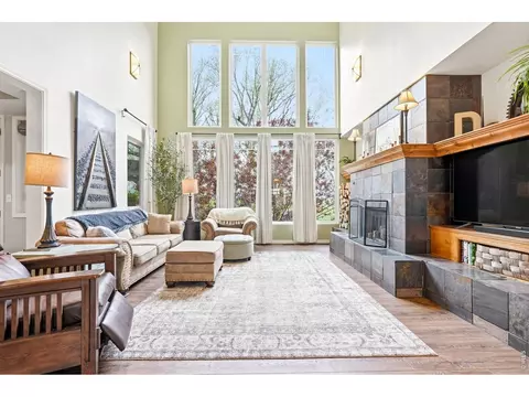 871 Bluebird Ln, Lafayette, CO 80026