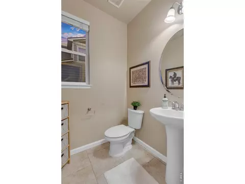 Bath - 1984 E 167th Ln, Thornton, CO 80602 photo 1 of 5