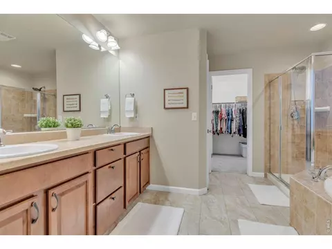 Bath - 1984 E 167th Ln, Thornton, CO 80602 photo 2 of 5