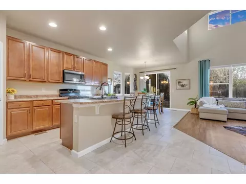 Kitchen - 1984 E 167th Ln, Thornton, CO 80602 photo 2 of 4