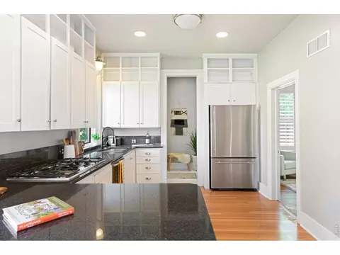 Kitchen - 2025 18th St, Boulder, CO 80302 photo 2 of 3
