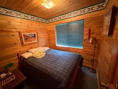 Bedroom - 25 Aspen Dr, Walden, CO 80480 photo 2 of 3