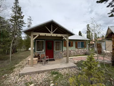 Exterior - 25 Aspen Dr, Walden, CO 80480 photo 2 of 15