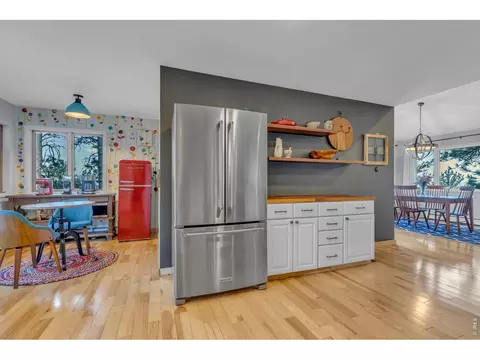 Kitchen - 8444 Stoneridge Ter, Boulder, CO 80302 photo 4 of 5