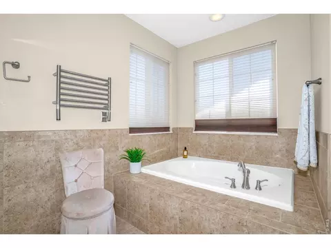 Bath - 1973 Seadrift Dr, Windsor, CO 80550 photo 1 of 9