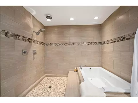 Bath - 1973 Seadrift Dr, Windsor, CO 80550 photo 6 of 9