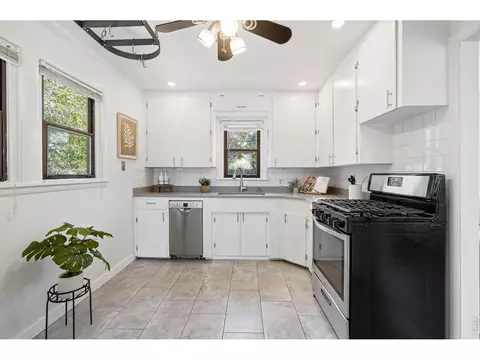 Kitchen - 511 E Baseline Rd, Lafayette, CO 80026 photo 2 of 4