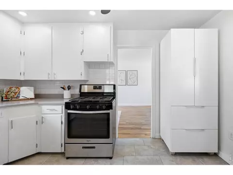 Kitchen - 511 E Baseline Rd, Lafayette, CO 80026 photo 3 of 4