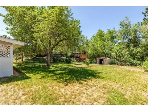 Exterior - 925 Yale Rd, Boulder, CO 80305 photo 6 of 7