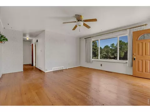 Living - 925 Yale Rd, Boulder, CO 80305 photo 1 of 3