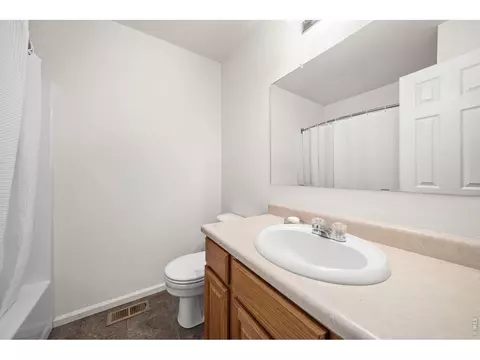 Bath - 1740 69th Ave, Greeley, CO 80634 photo 2 of 3