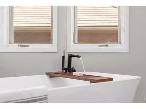 Bath - 4888 5th St, Boulder, CO 80304 photo 2 of 4