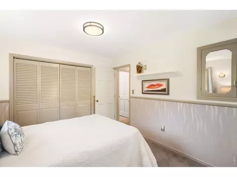 Bedroom - 1155 Wagonwheel Gap Rd, Boulder, CO 80302 photo 3 of 4