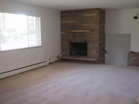 Living - 3990 Pleasant Ridge Rd, Boulder, CO 80301 photo 1 of 2