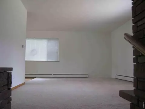 Living - 3990 Pleasant Ridge Rd, Boulder, CO 80301 photo 2 of 2