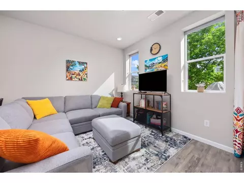 1116 Oak Cir, Lakewood, CO 80215