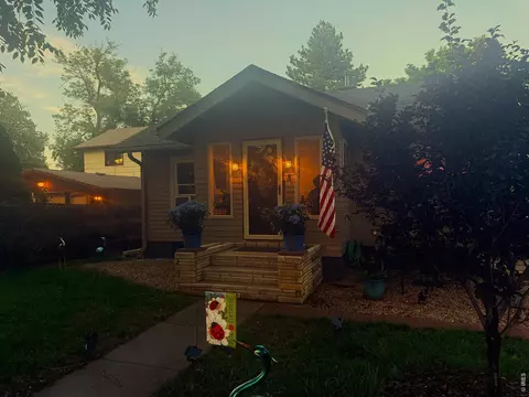 5 S Greeley Ave, Johnstown, CO 80534