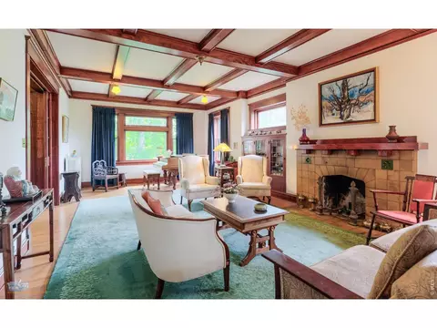 Living - 604 Mapleton Ave, Boulder, CO 80304 photo 2 of 2
