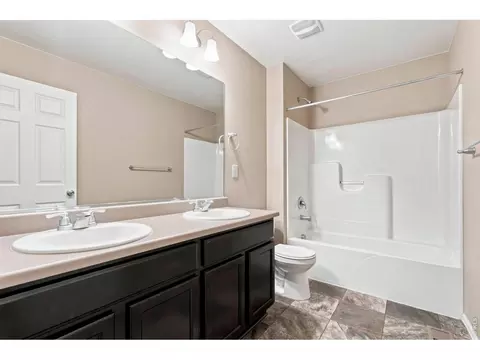 Bath - 1663 Highfield Dr, Windsor, CO 80550 photo 3 of 3