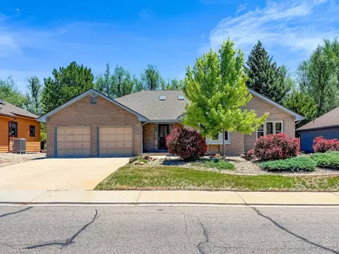 2224 Spindrift Dr, Longmont, CO 80503