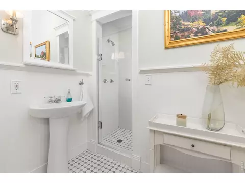 Bath - 497 Arapahoe Ave, Boulder, CO 80302 photo 1 of 3