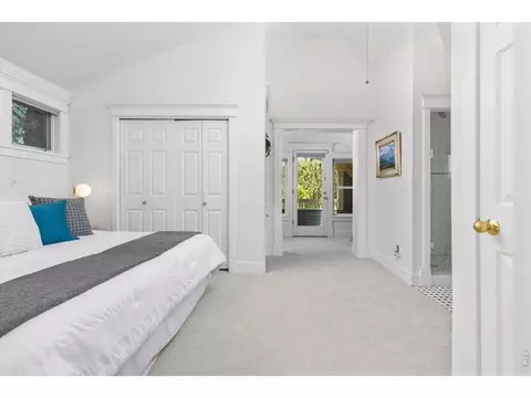 Bedroom - 497 Arapahoe Ave, Boulder, CO 80302 photo 1 of 3