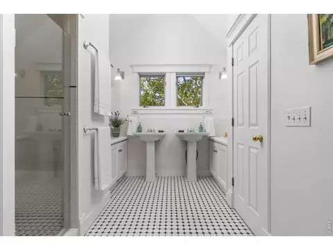 Bath - 497 Arapahoe Ave, Boulder, CO 80302 photo 2 of 3