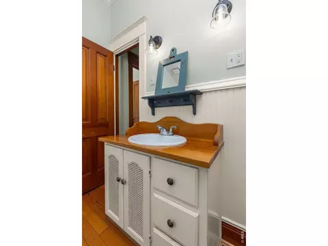 Bath - 2238 16th St, Boulder, CO 80302 photo 1 of 5