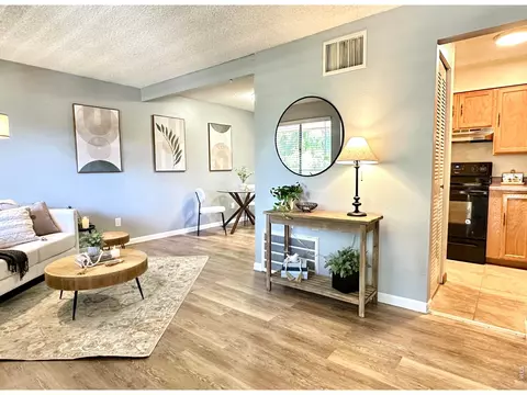 1705 Heatheridge Rd #B-205, Fort Collins, CO 80526
