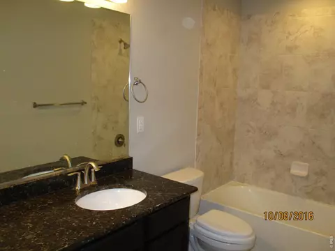 Bath - 2414 Barela Dr, Berthoud, CO 80513 photo 2 of 3