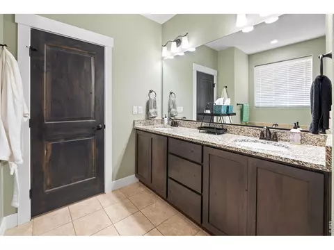 Bath - 6040 Maidenhead Dr, Windsor, CO 80550 photo 6 of 7