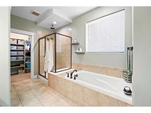 Bath - 6040 Maidenhead Dr, Windsor, CO 80550 photo 5 of 7
