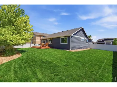 Exterior - 862 Sunlight Peak Dr, Windsor, CO 80550 photo 2 of 5