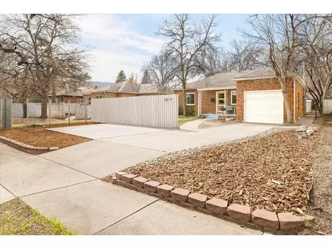 Exterior - 3217 Broadway St, Boulder, CO 80304 photo 2 of 7