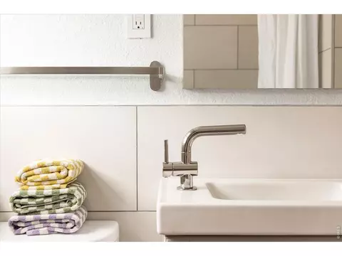 Bath - 3217 Broadway St, Boulder, CO 80304 photo 1 of 3