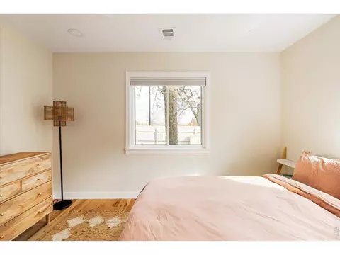 Bedroom - 3217 Broadway St, Boulder, CO 80304 photo 3 of 5