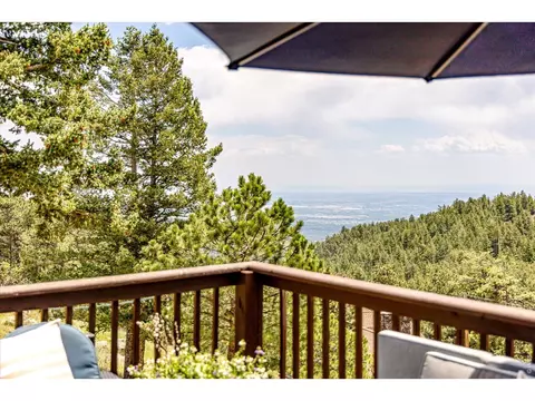 Exterior - 1040 Brook Rd, Boulder, CO 80302 photo 4 of 4